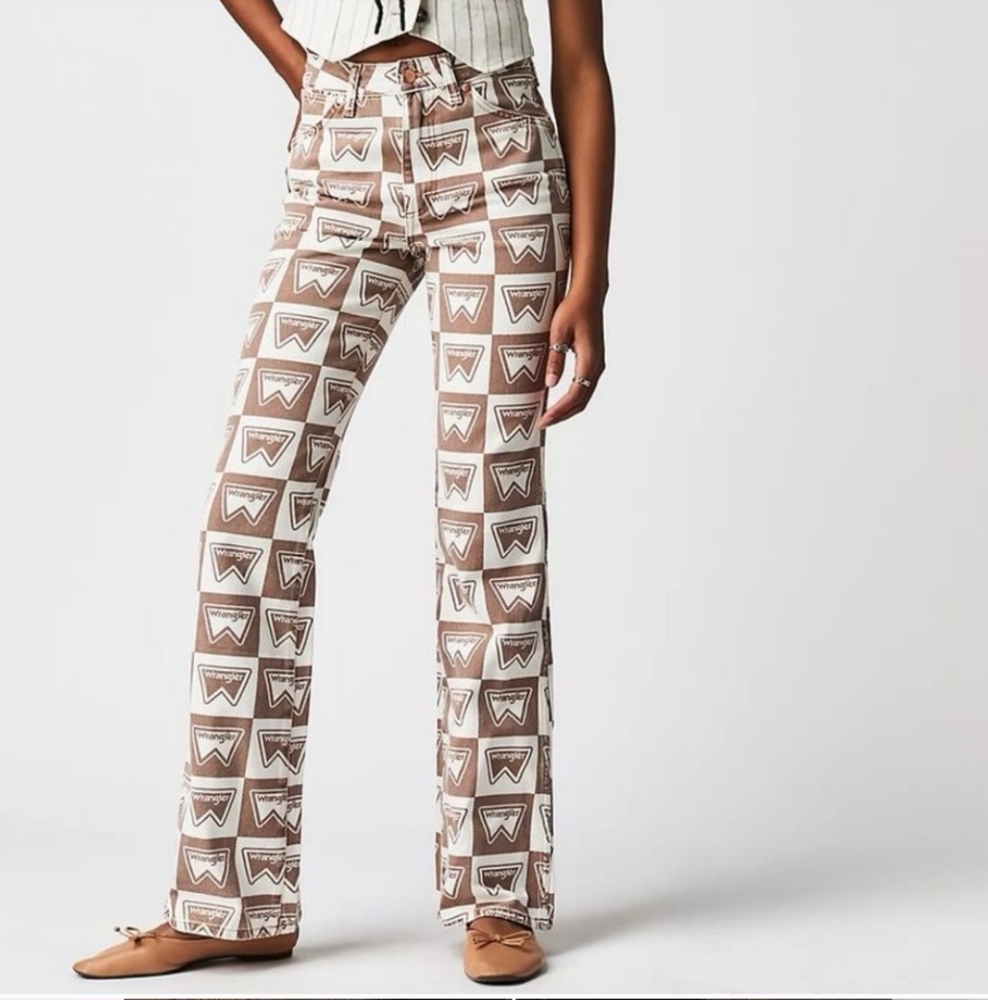 Wrangler Women's Boot Cut Jeans - Brown and White
